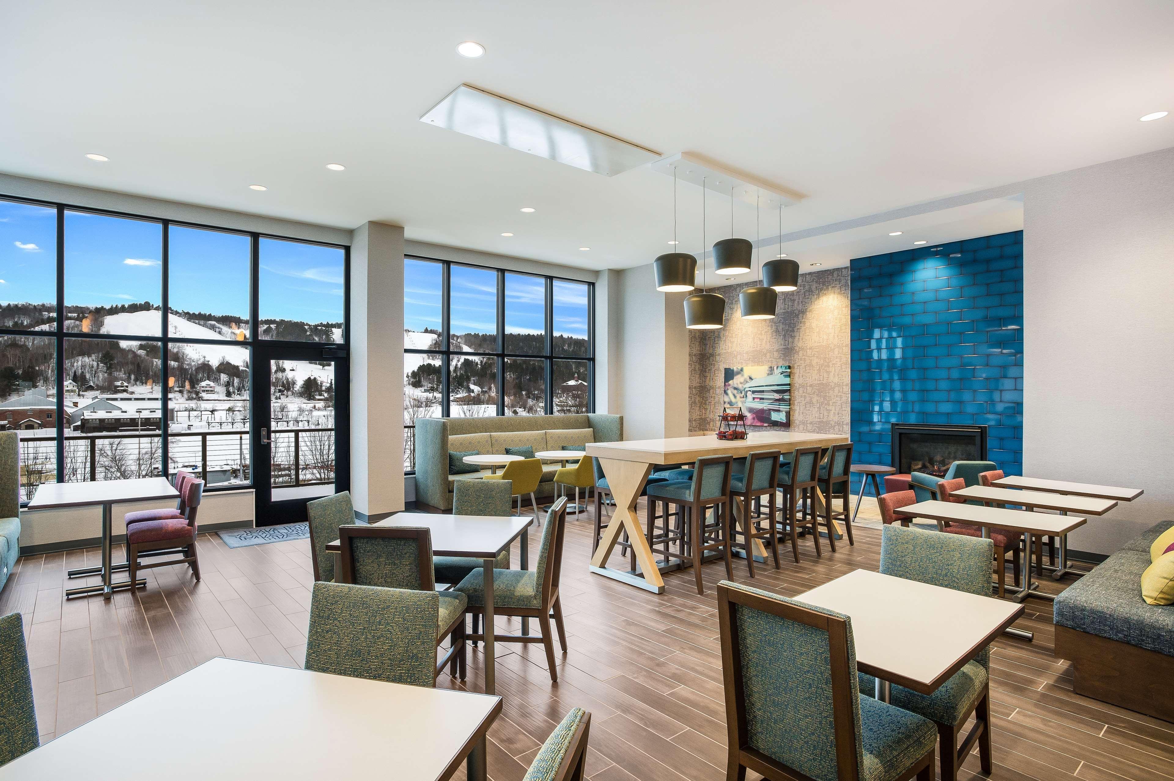 Hampton Inn & Suites Houghton Eksteriør billede