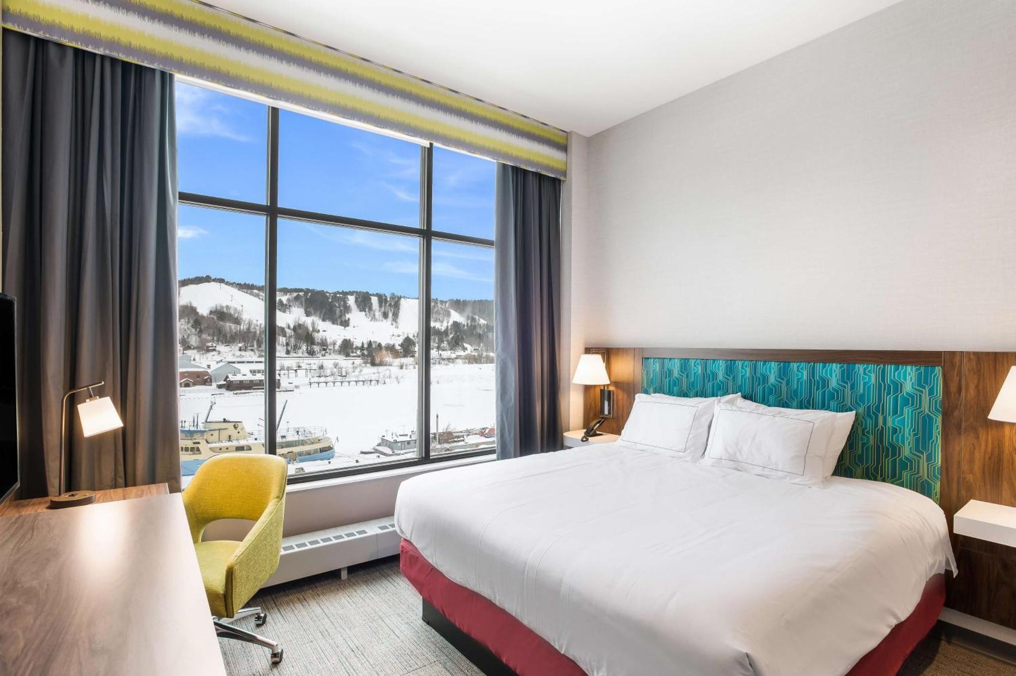 Hampton Inn & Suites Houghton Eksteriør billede