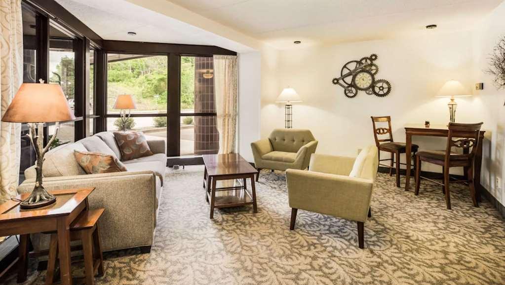 Hampton Inn & Suites Houghton Interiør billede