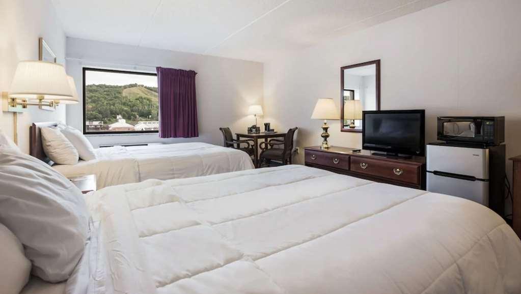 Hampton Inn & Suites Houghton Værelse billede